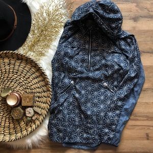 Lululemon Windbreaker